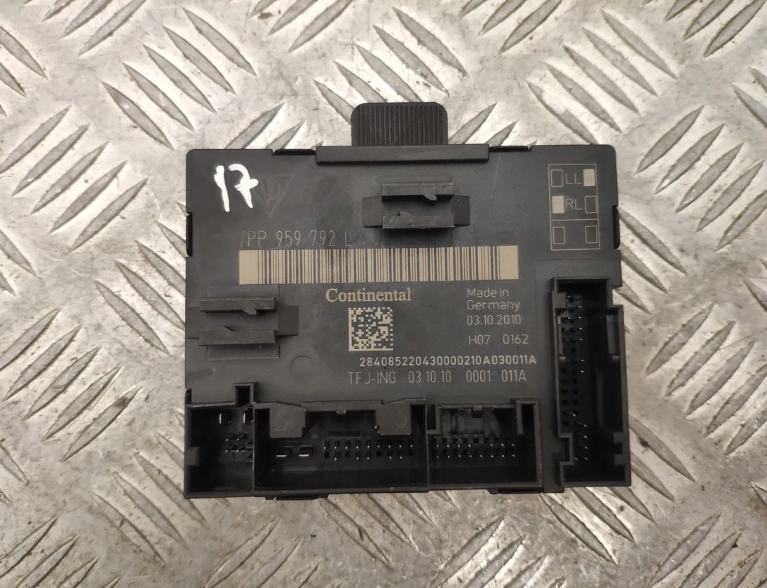 PORSCHE Cayenne 958 (2010-2018) Блок управления дверей передние  правые 7PP959792L 20775015