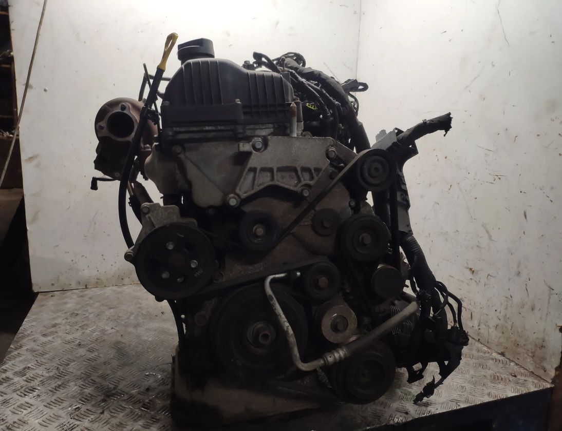 HYUNDAI ix35 1 generation (2009-2015) Motor (Slovak) D4HA 22300399