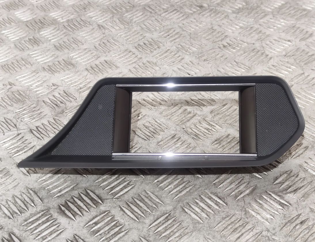 MERCEDES-BENZ E-Class W212/S212/C207/A207 (2009-2016) Panel trim shield A2076800136 23045202