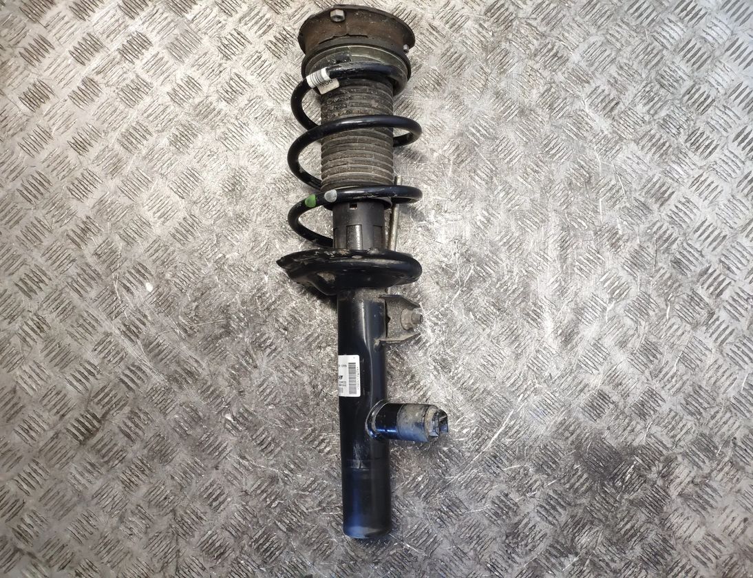 SKODA Superb 3 generation (2015-2023) Ľavý predný tlmič nárazov 3Q0413032A 29397128