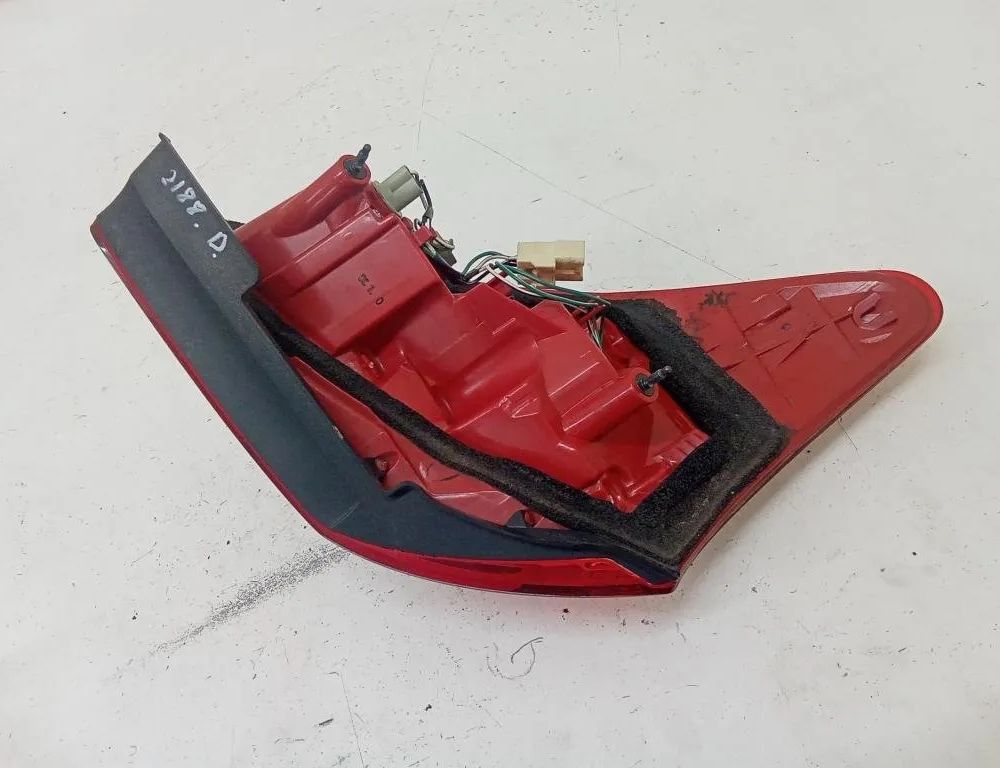 TOYOTA RAV4 3 generation (XA30) (2005-2012) Фонарь задний правый 8155142091 32183876