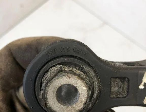 AUDI A4 B8/8K (2011-2016) Задний правый стабилизатор тяги 8K0505485E 32207685