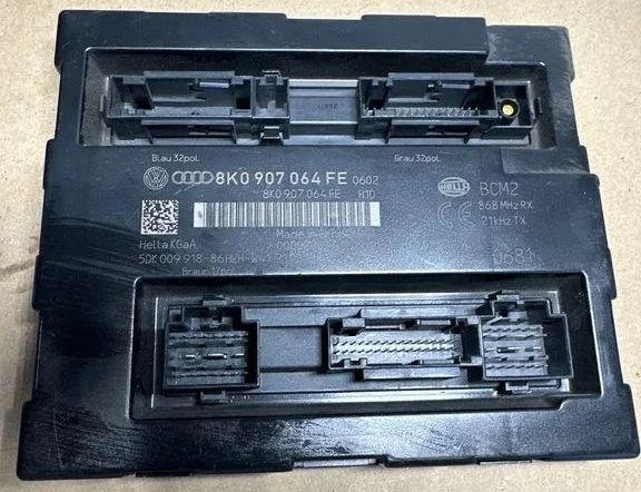 AUDI Q5 8R (2008-2017) Komfortná ovládacia jednotka 8K0907064FE 32208556