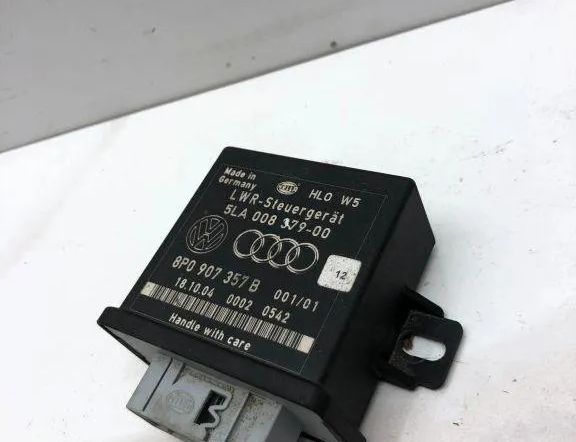 AUDI A4 B8/8K (2011-2016) Ovládacia jednotka svetlometov 5LA00837900,8P0907357B 32211876