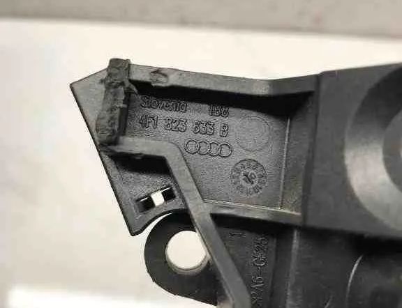 AUDI A6 C8/4K (2018-2024) Rukoväť na uvoľnenie kapoty 4F1823633B 32604562