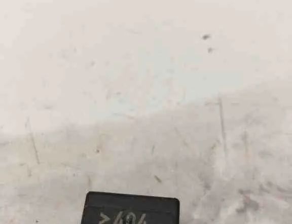 AUDI A5 8T (2007-2016) Реле 7M0951253C,4H0951253,6555HJ,8Z0951253,V23374A1001X007,A0045452905,9673062180,A0035420219,95VW10K705EA,4H0951253C 32605889