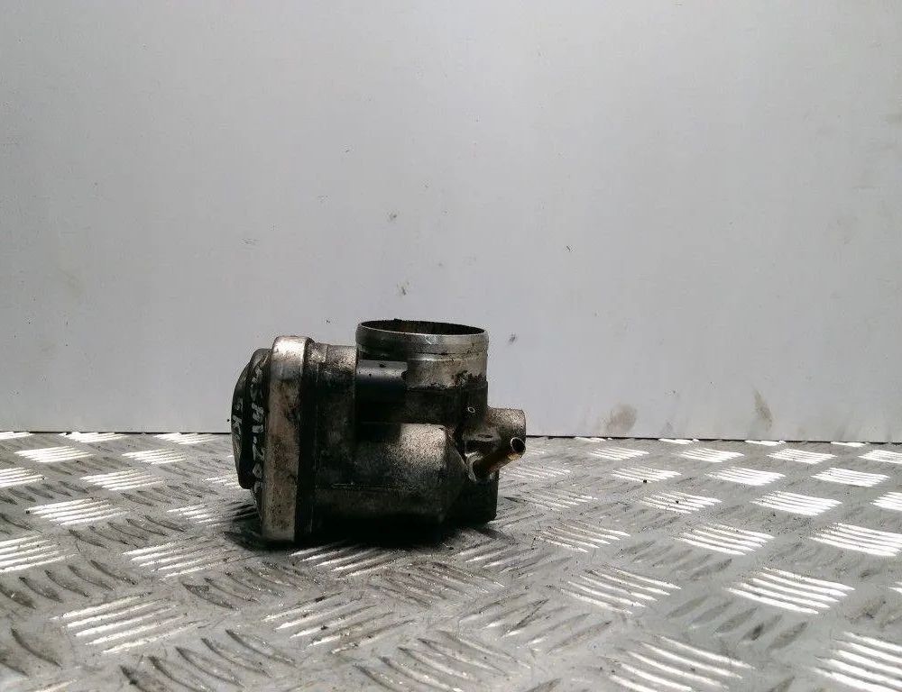 VOLKSWAGEN Passat B5 (1996-2005) Throttle Body 06B133062L 28380997
