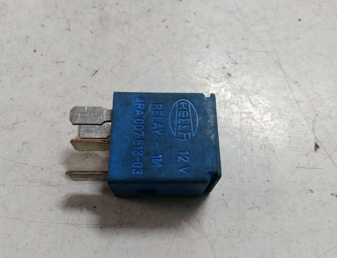 NISSAN Qashqai 1 generation (2007-2014) Relé 252309F920 28383152