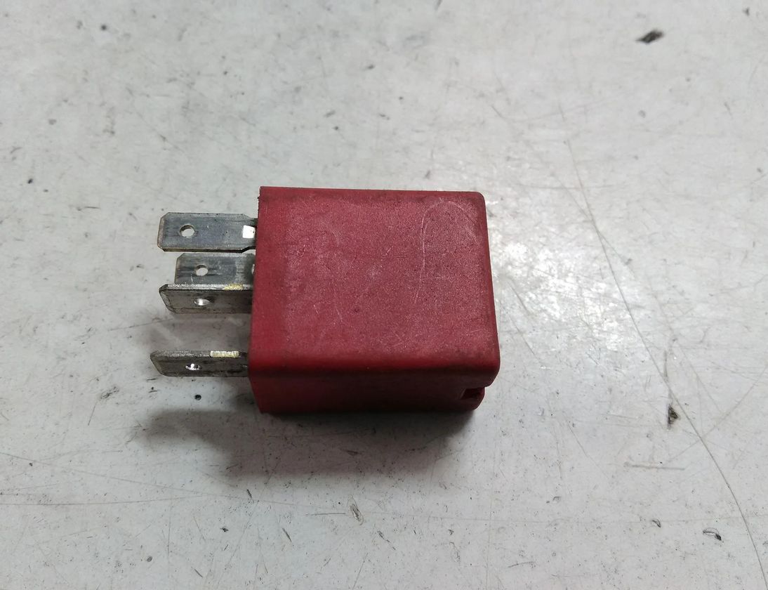 ALFA ROMEO 147 1 generation (2000-2010) Реле 46520412 28396071