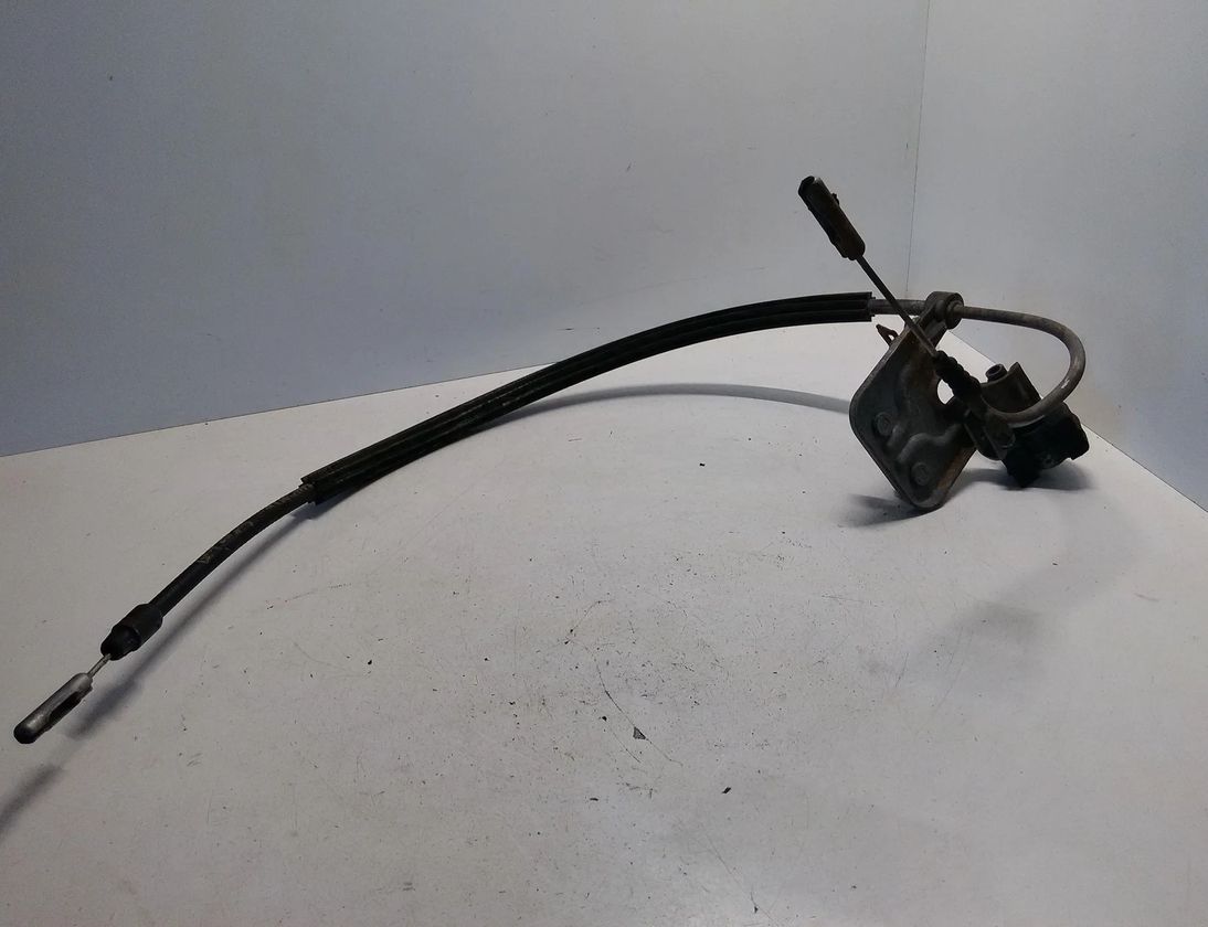MERCEDES-BENZ C-Class W204/S204/C204 (2004-2015) Трос ручного тормоза A2044201085,A2044920741 28402082
