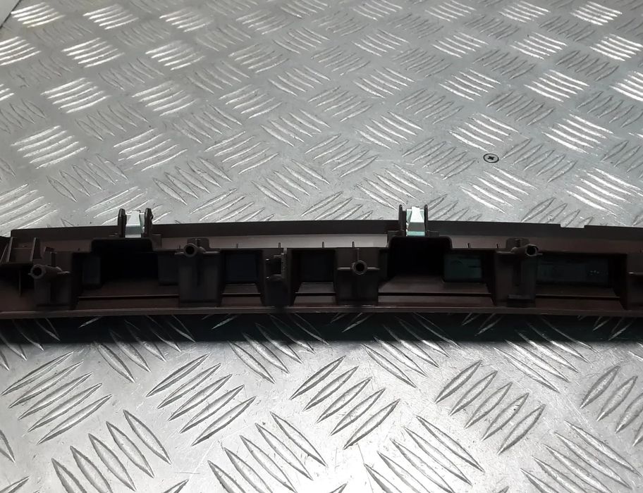 BMW X1 F48/F49 (2015-2023) Ochranný štít panelu 9292155 28406188