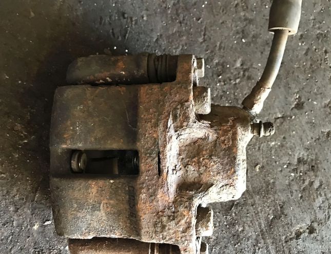 RENAULT Clio 2 generation (1998-2013) Супорт тормозов передний левый 28406821