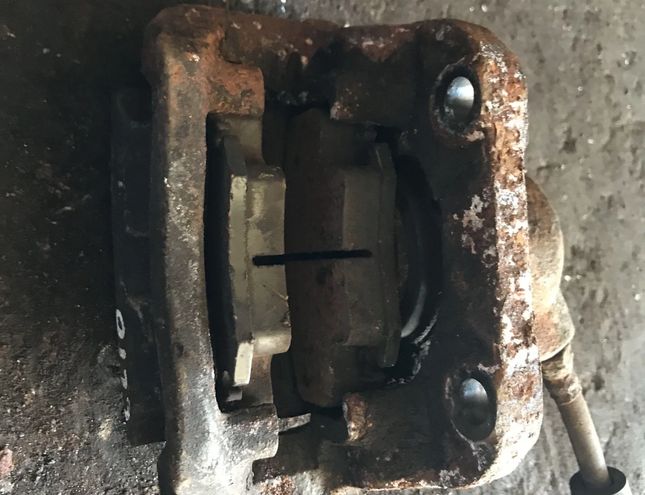 RENAULT Clio 2 generation (1998-2013) Супорт тормозов передний левый 28406821