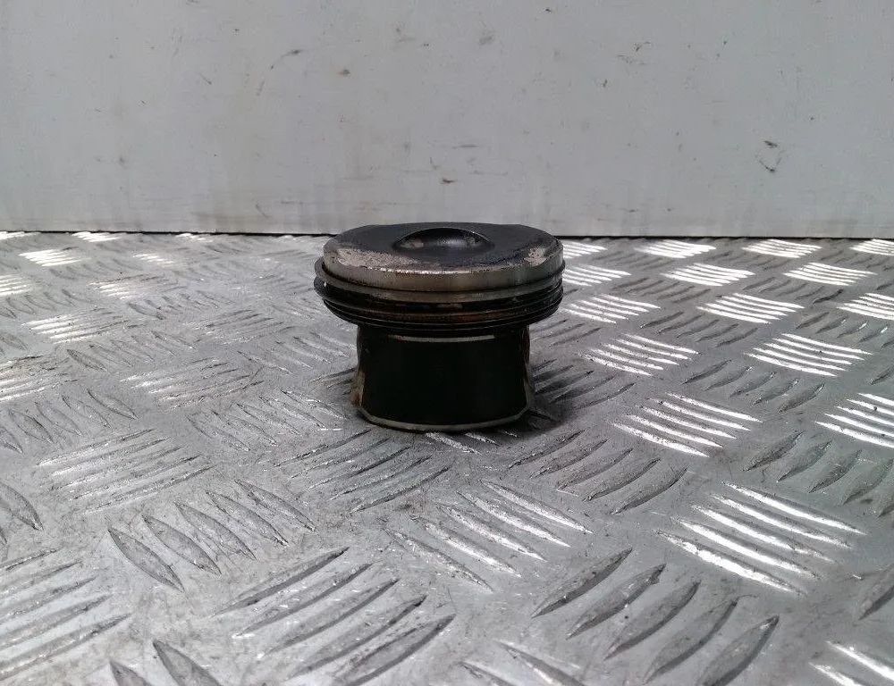 PEUGEOT 308 T9 (2013-2021) Pištoľ 28410644