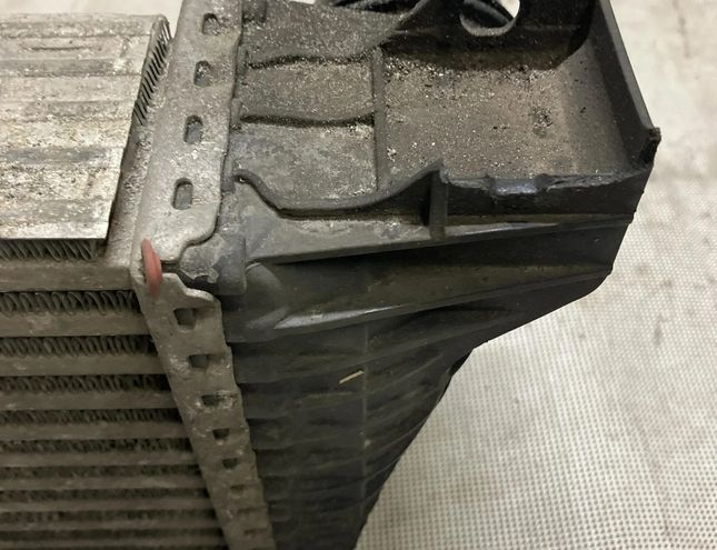 MERCEDES-BENZ Viano W639 (2003-2015) Intercooler radiátor A6395011301 28412843