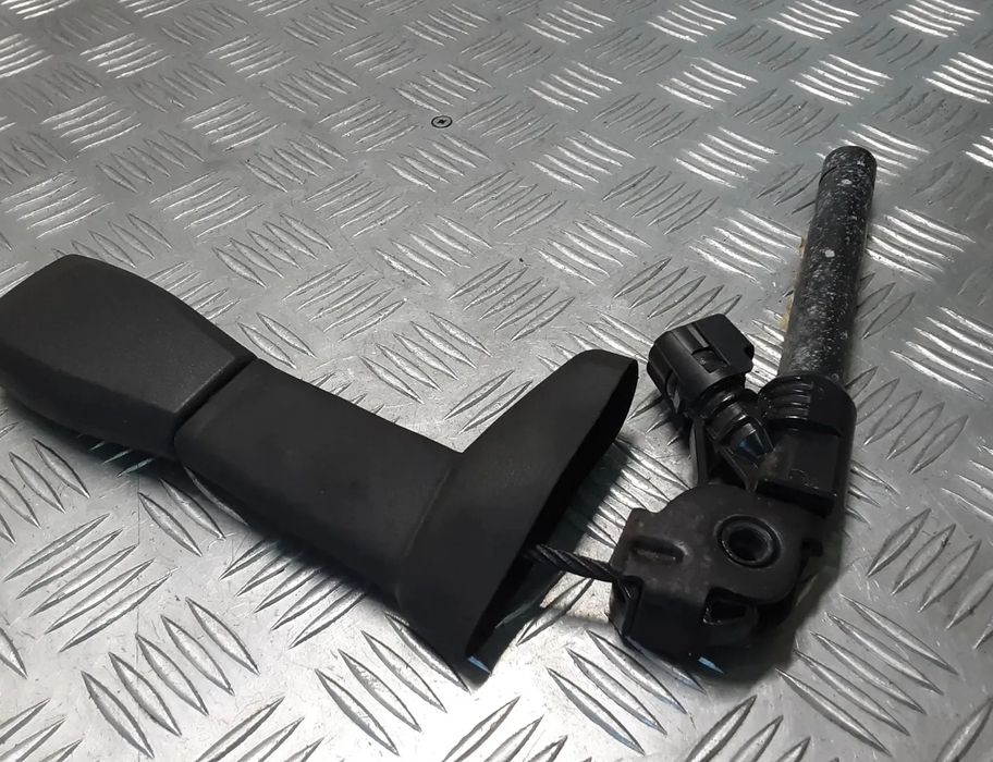 VOLVO XC60 1 generation (2008-2017) Пряжка ремня безопасности переднего правого сиденья 8630467 28413018