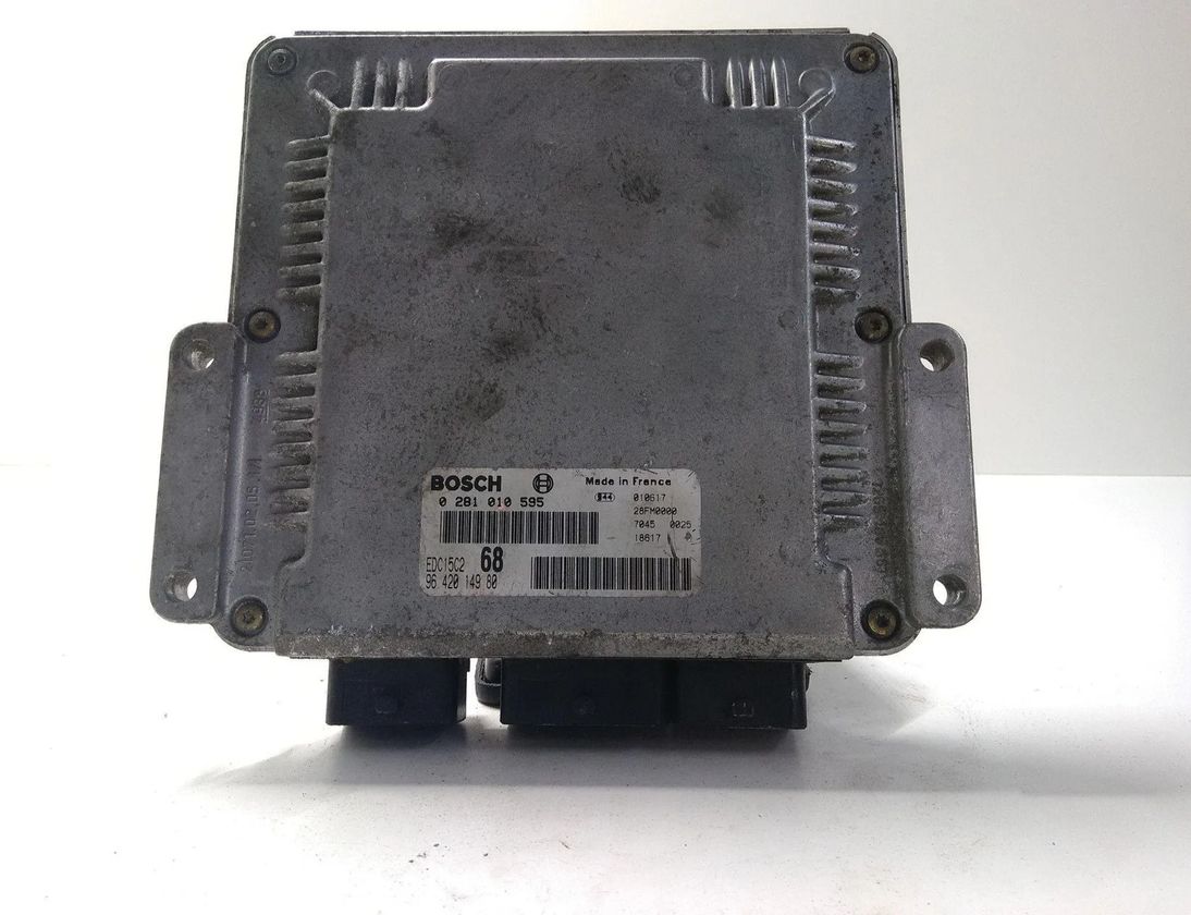 CITROËN Xsara 1 generation (1997-2004) Riadiaca jednotka motora 28FM0000,0281010595 28415228