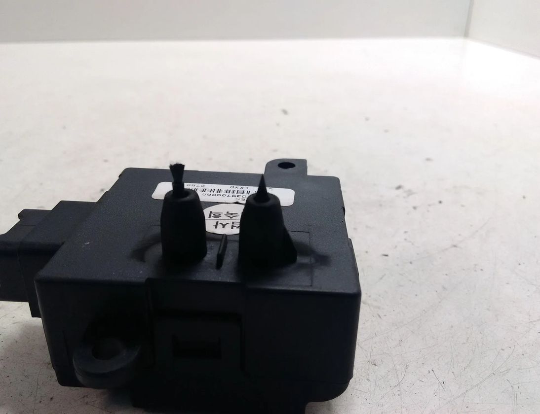 KIA Sportage 4 generation (2016-2022) Ventily na ovládanie vnútorného kúrenia D397GG6AA 28418991