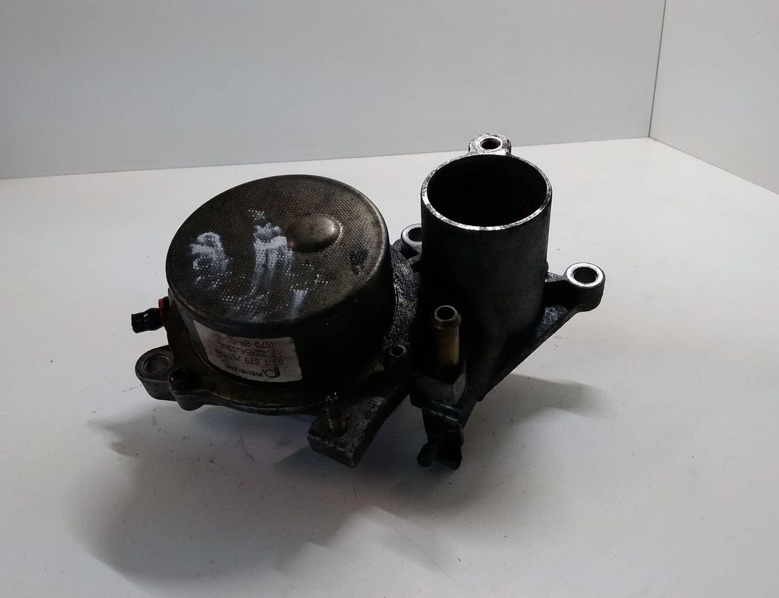 FORD Mondeo 3 generation (2000-2007) Vacuum Pump 72245410C,XS7Q2A451BH 28434811