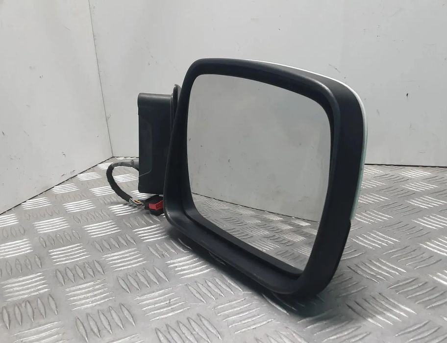 LAND ROVER Range Rover Sport 1 generation (2005-2013) Pravé krídlo zrkadlo 3303064 28436975