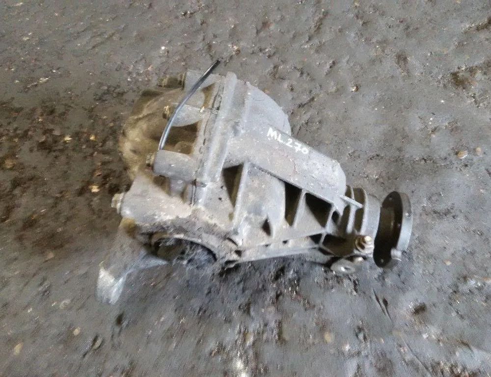 MERCEDES-BENZ M-Class W163 (1997-2005) Редуктор задний 4460310013 28438410