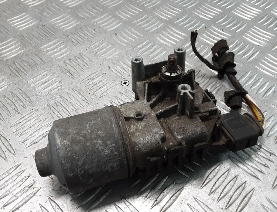 OPEL Astra H (2004-2014) Двигатель стеклоочистителей 0390241538 29783564