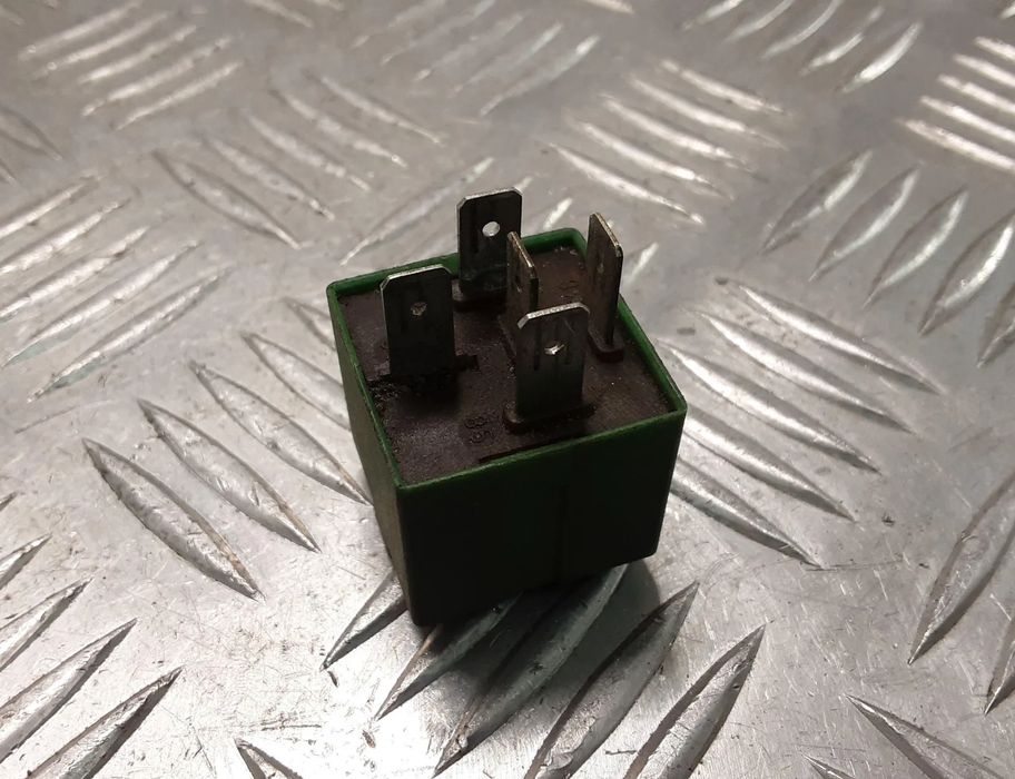 MERCEDES-BENZ Viano W639 (2003-2015) Relays A0045450405 29839355