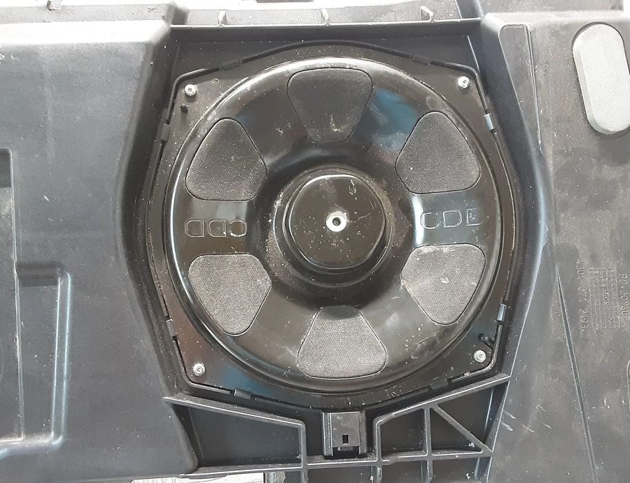 LAND ROVER Range Rover Evoque L538 (1 gen) (2011-2020) Subwoofer BJ3218808EB 29921073