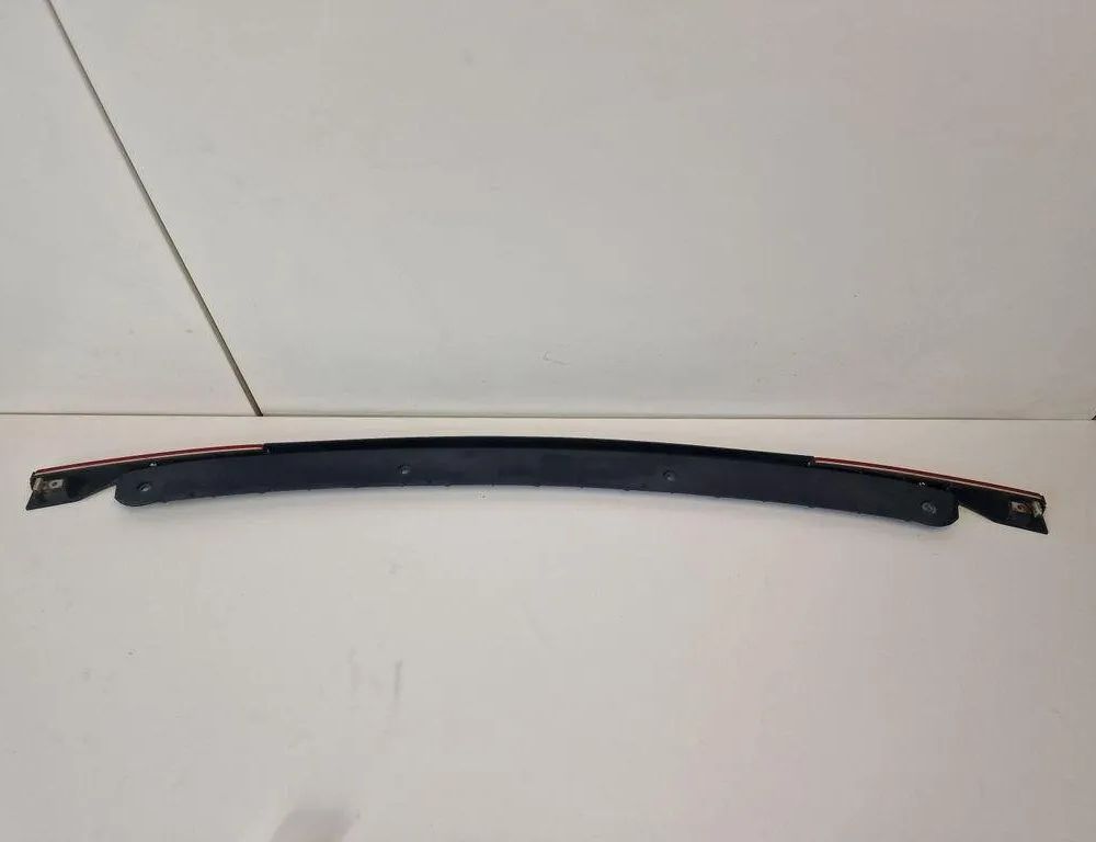 AUDI A8 D3/4E (2002-2010) Pravé zadné nárazníkové lemovanie 4E0807417B 31240153