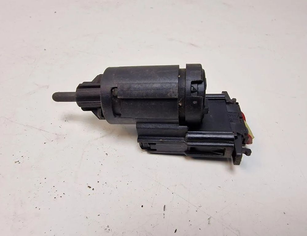 VOLKSWAGEN Beetle 2 generation (1998-2012) Датчик тормозной педали 1J0945511D 31245078