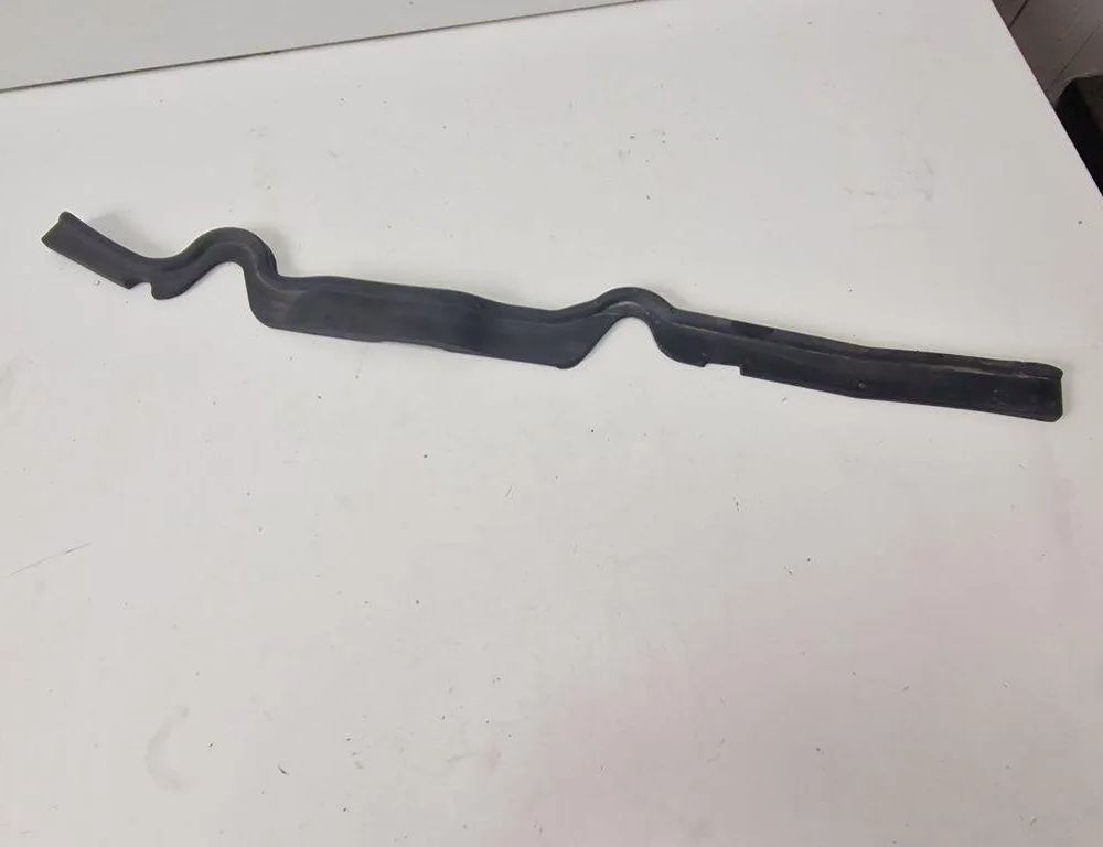 AUDI A6 C8/4K (2018-2024) Iné diely motorového priestoru 4G0823732 31251337