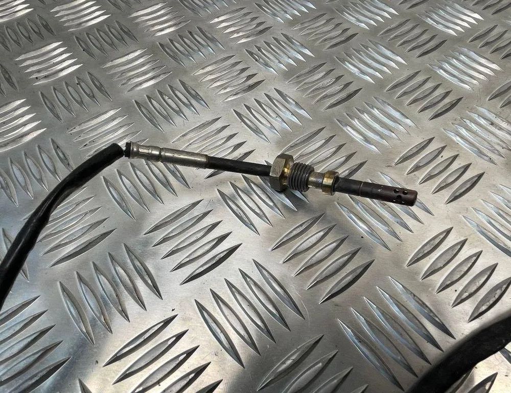 AUDI Q7 4M (2015-2024) Exhaust gas temperature sensor 057906088AH 31270349