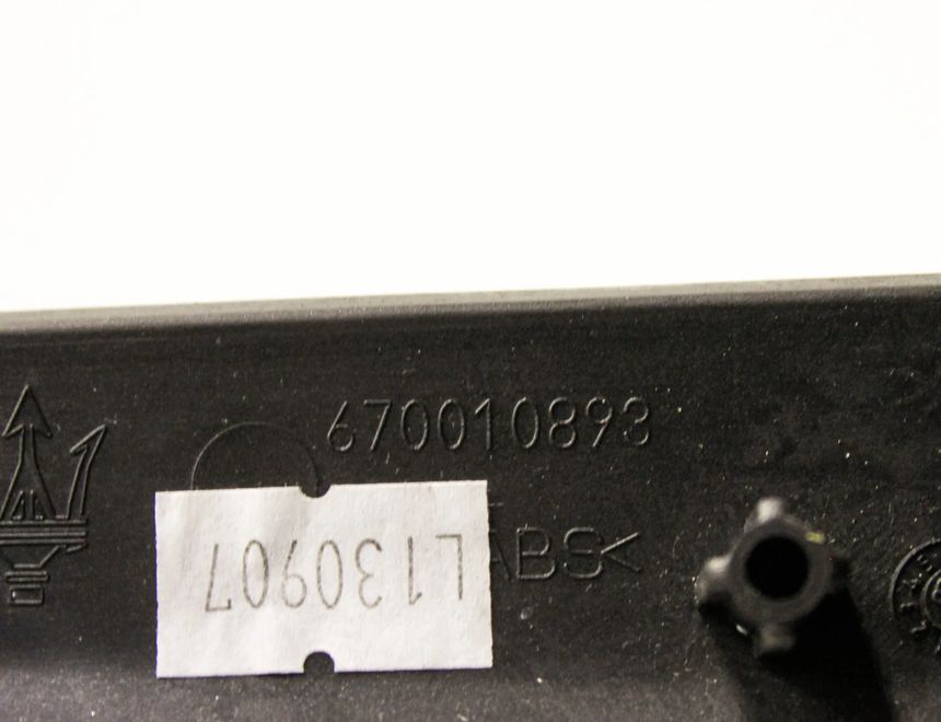 MASERATI Ghibli 3 generation (2013-2024) Front Right Door Panel 670010893 29827601