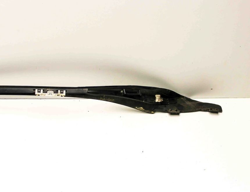 VOLVO V60 1 generation (2010-2020) Windshield Right Vertical Trim 31416141 32471984