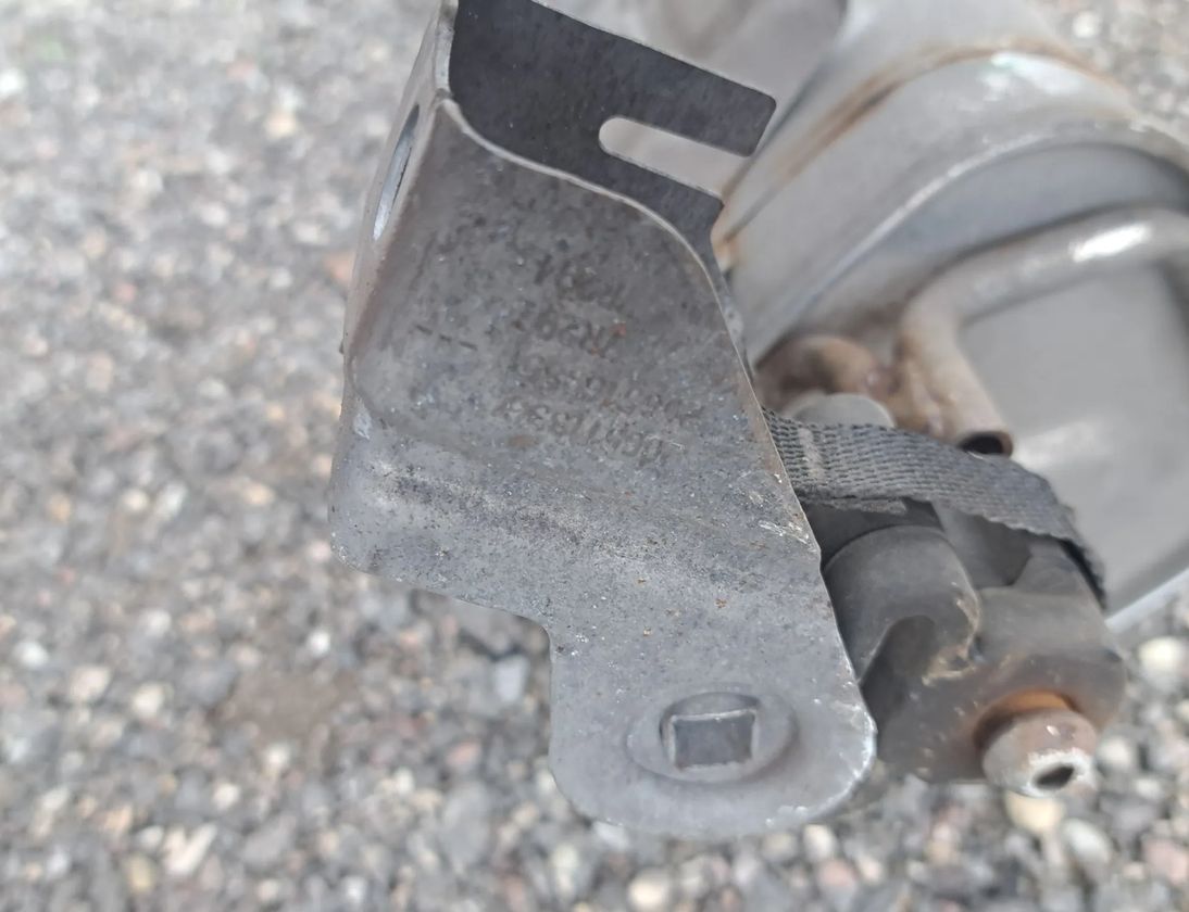 RENAULT Captur 2 generation (2019-2023) Výfuková nádrž 201208690r 31679240