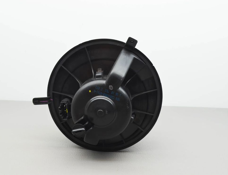VOLKSWAGEN Tiguan 1 generation (2007-2017) Heater Blower Fan 1K1819015C 11511328