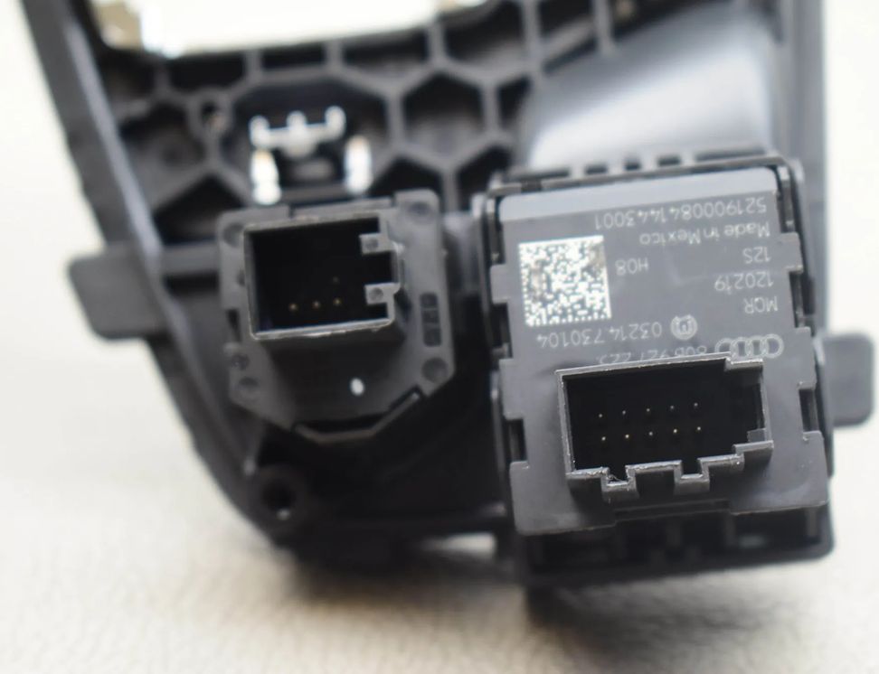 AUDI Q5 FY (2016-2024) Indikátor radenia prevodových stupňov 80B927225,80B927143,80B713111C 12078131