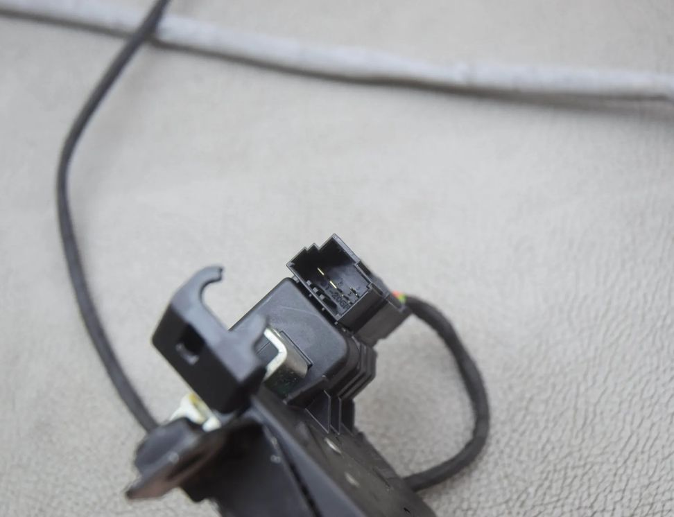 BMW 7 Series F01/F02 (2008-2015) Rear Tailgate Boot Soft Close Motor 7191211,7191213 16424044