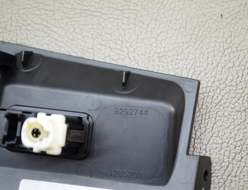 BMW X1 F48/F49 (2015-2023) Additional Music Player Connectors 9292744 17756218