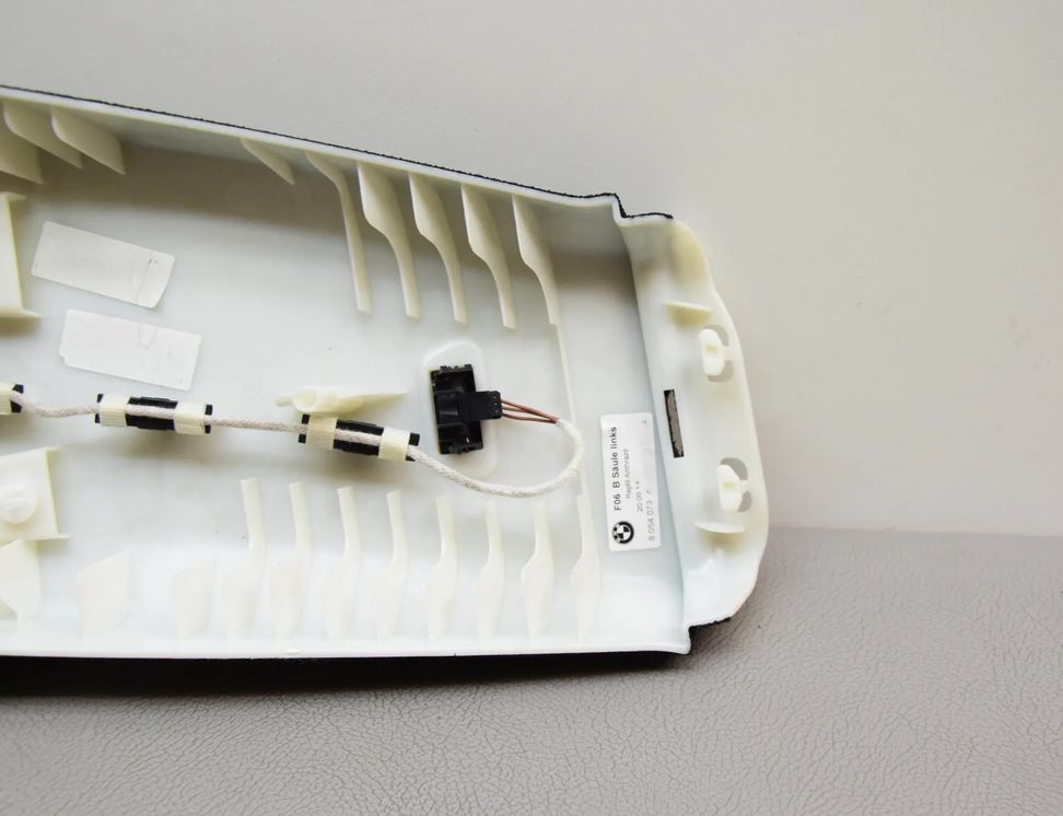 BMW 6 Series F06/F12/F13 (2010-2018) Ľavý stĺpik B obloženie 7277119,8054073 22610256