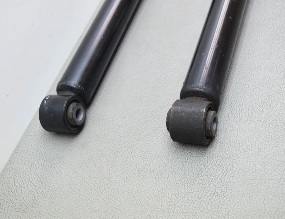 BMW X1 F48/F49 (2015-2023) Амортизатор задний правый 6861669,6791706 24602617