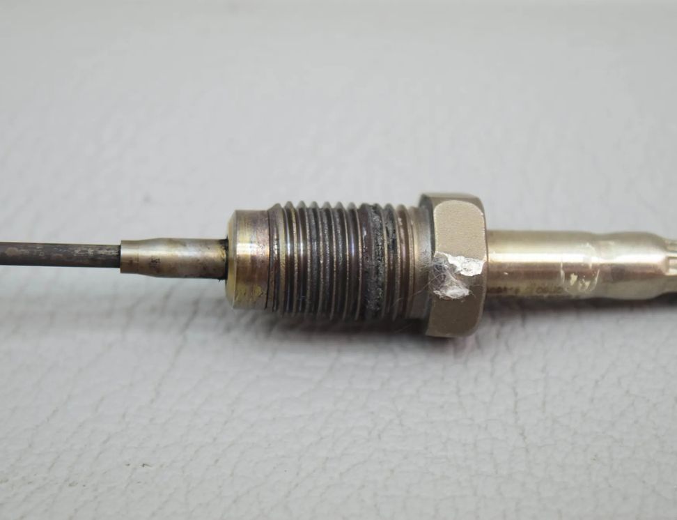 BMW X1 F48/F49 (2015-2023) Датчик температуры выхлопных газов 8589815 25075017