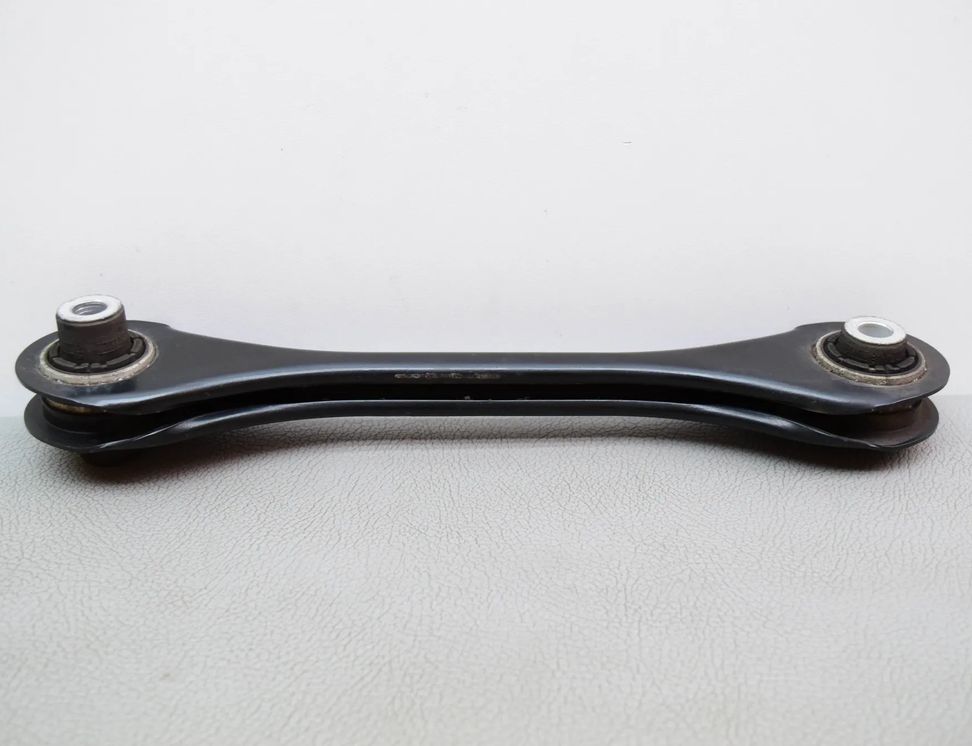 VOLKSWAGEN Touran 3 generation (2015-2023) Pravé zadné rameno trojhranného ramena 5Q0501529F 25589837