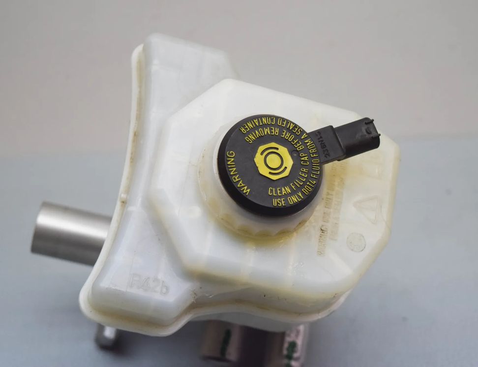 LAND ROVER Range Rover Sport 2 generation (2013-2022) Brzdový valec 32669621 30356701