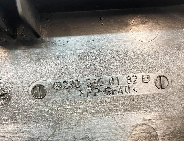 MERCEDES-BENZ SL-Class R230 (2001-2011) Fuse Box Cover A2305400182,2305400182 22940950