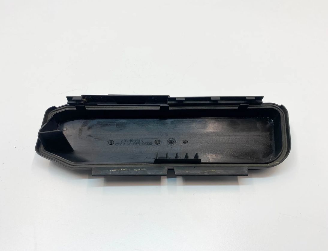 MERCEDES-BENZ SL-Class R230 (2001-2011) Fuse Box Cover A2305400182,2305400182 22940950