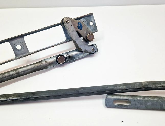 MERCEDES-BENZ SL-Class R107, C107 (1971-1989) Front Windshield Wiper Mechanism 1078200043,A1078200043 31954901