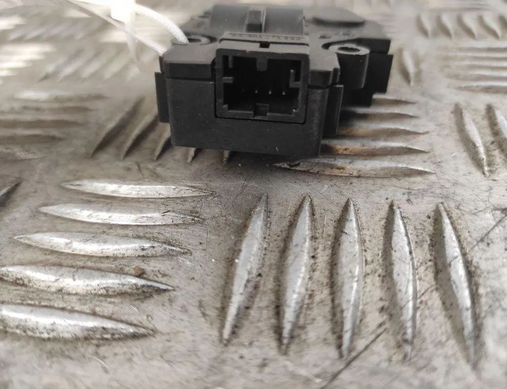 VOLVO S90 2 generation (2016-2023) Ventily na ovládanie vnútorného kúrenia 02092016,EXB101A 31573068