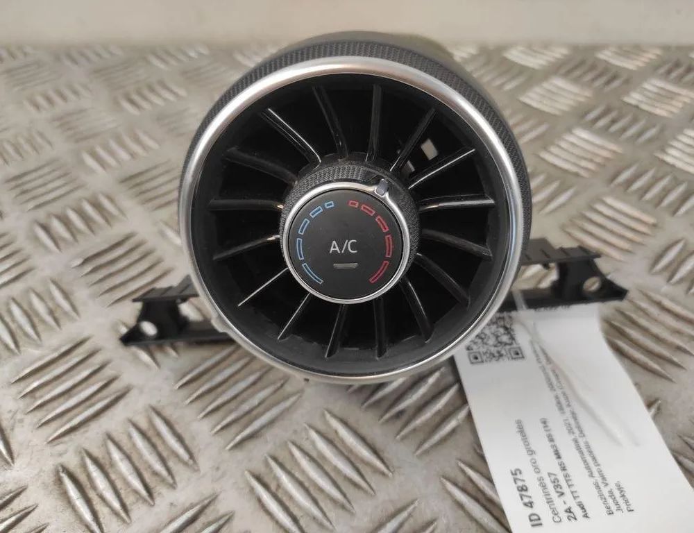 AUDI TT 8S (2014-2024) Center console air vents 8S2820903 31575645