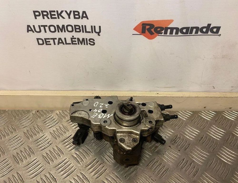 MERCEDES-BENZ E-Class W211/S211 (2002-2009) Fuel Pump A6460700101 31576138